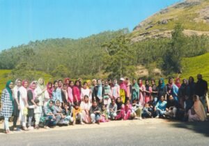 Munnar-tour-origin-college-students-fashion